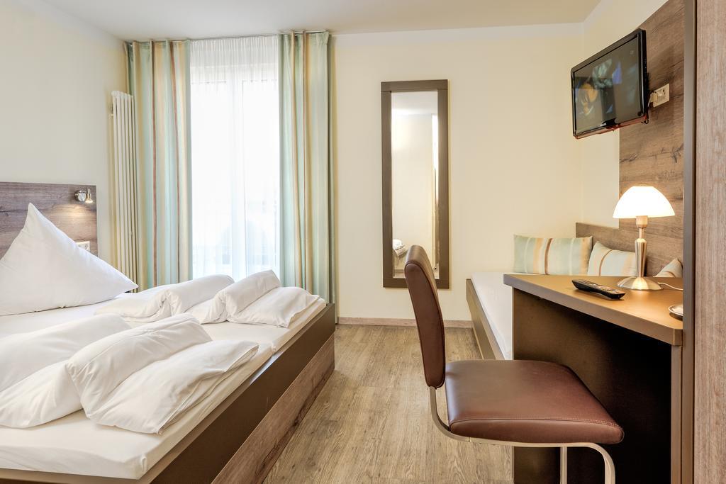 Hotel Mythos Rust Exteriör bild