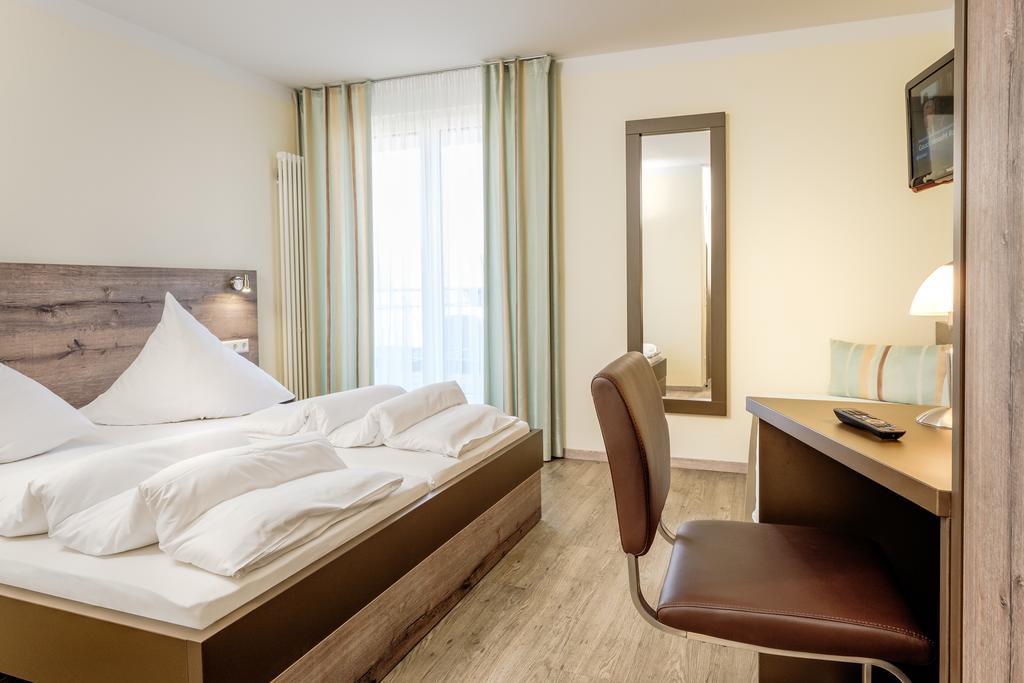 Hotel Mythos Rust Exteriör bild