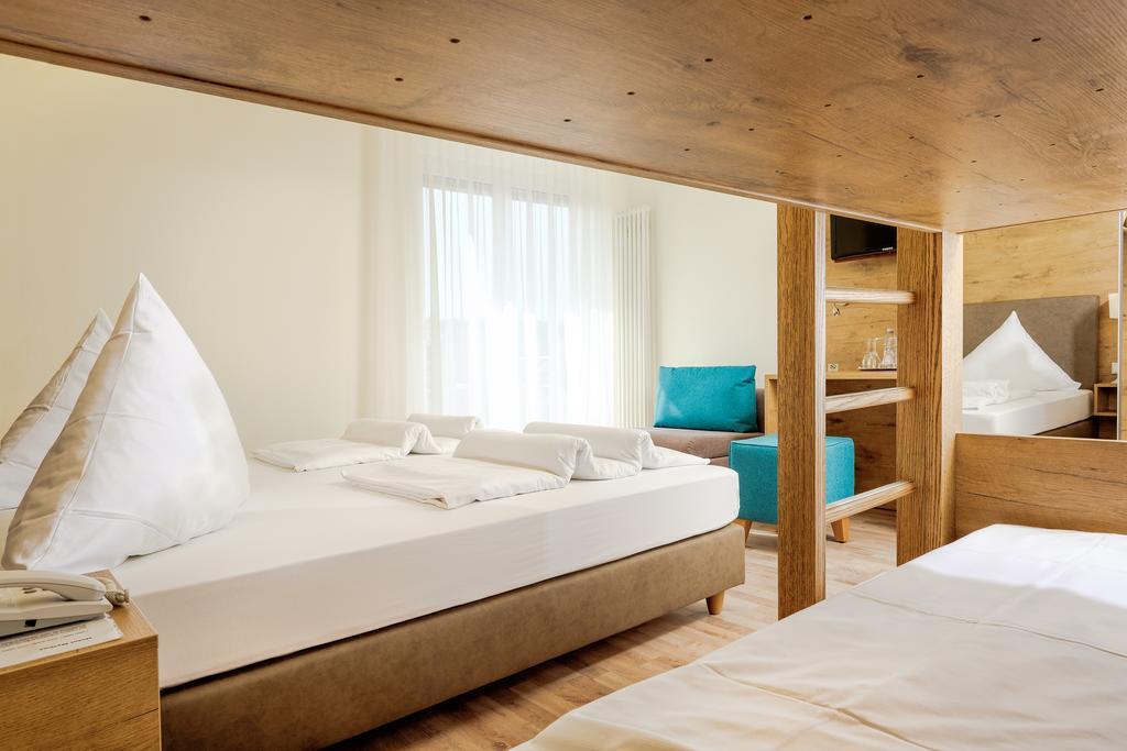Hotel Mythos Rust Exteriör bild